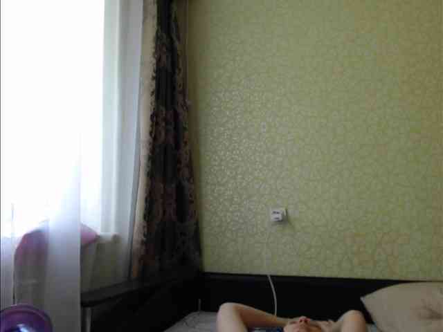 Sladkie002 webcam