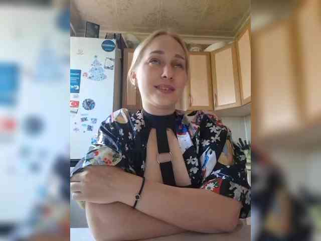 Sladkie002 webcam