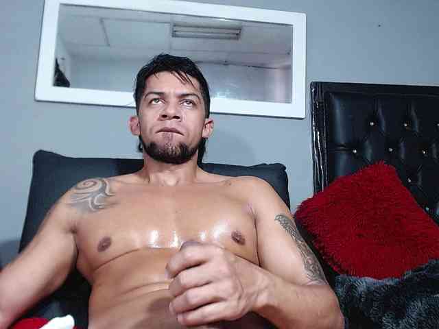 DamienFit Sex Cam Show