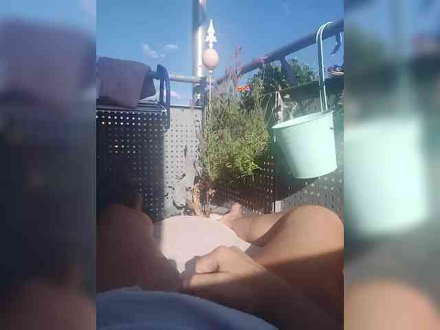 ladywet webcam