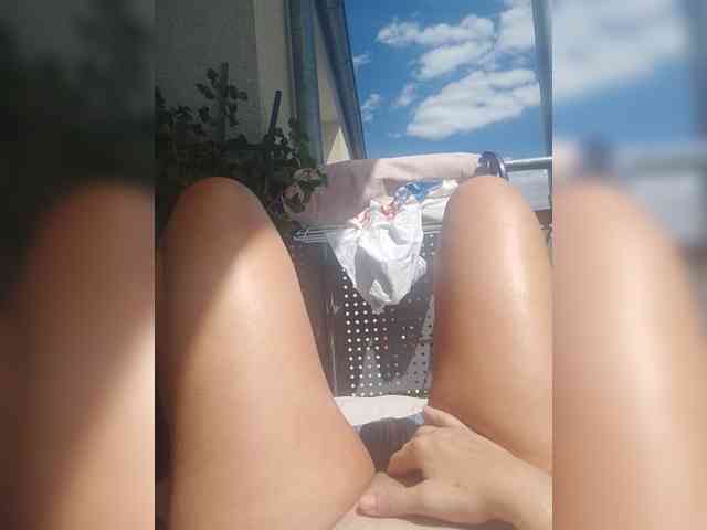 ladywet webcam