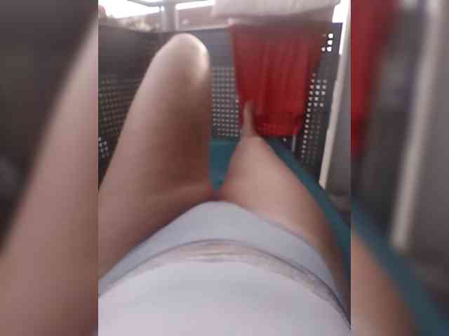 ladywet webcam