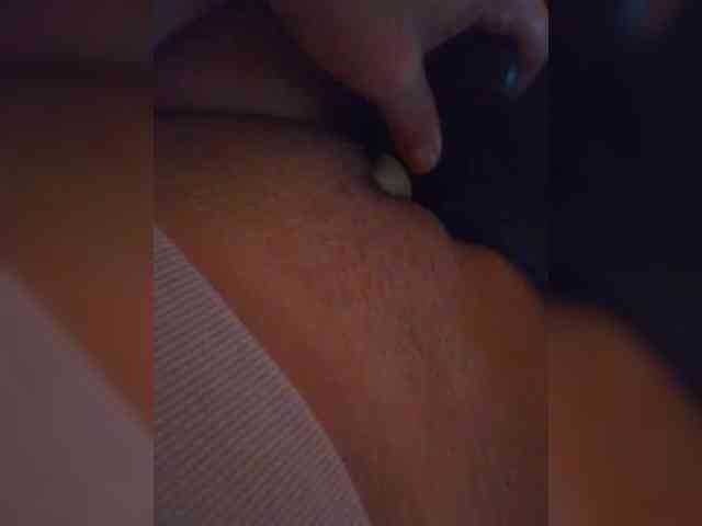 ladywet webcam