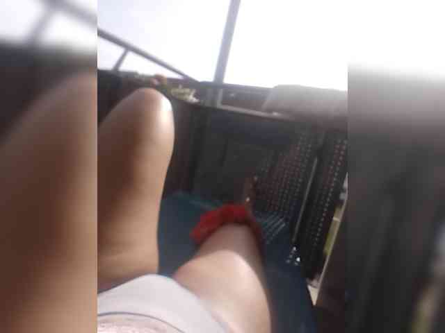 ladywet webcam