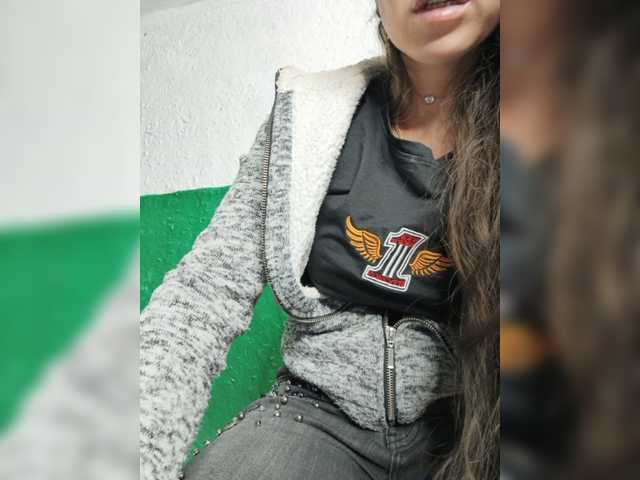 pevicha live cam on BongaCams