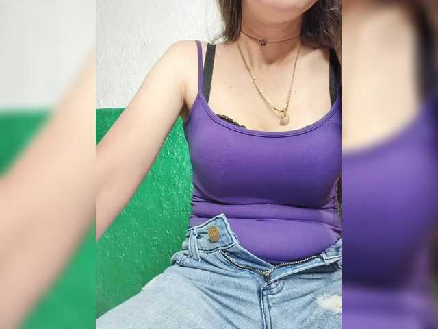 pevicha live cam on BongaCams