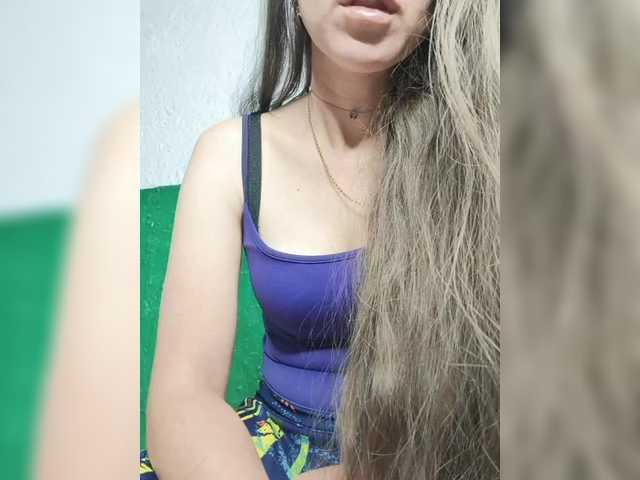 pevicha live cam on BongaCams