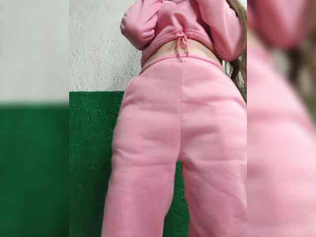 KOTENOCHEK_SEXY_KISA webcam