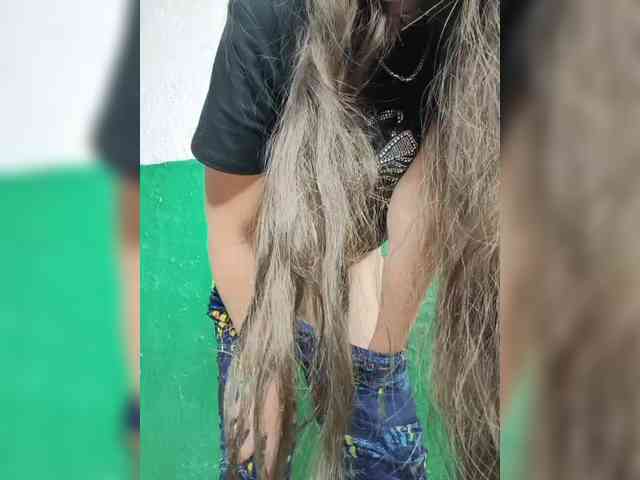 KOTENOCHEK_SEXY_KISA webcam