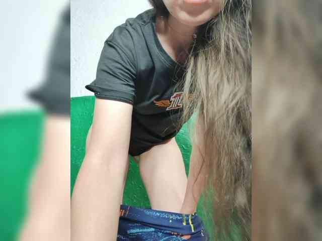 KOTENOCHEK_SEXY_KISA webcam