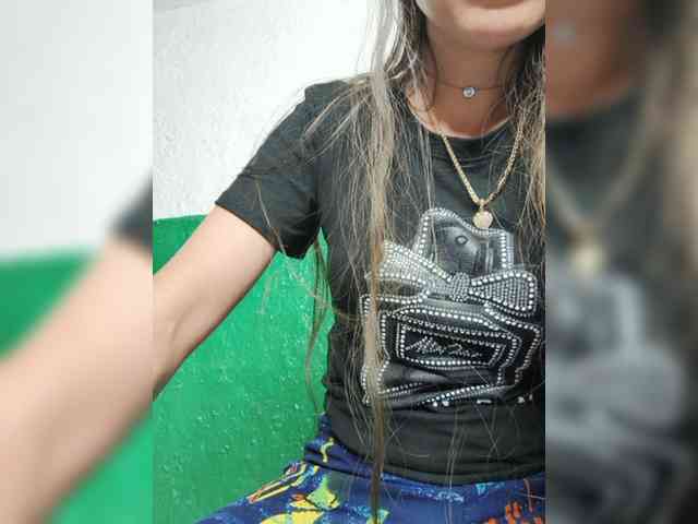 KOTENOCHEK_SEXY_KISA webcam