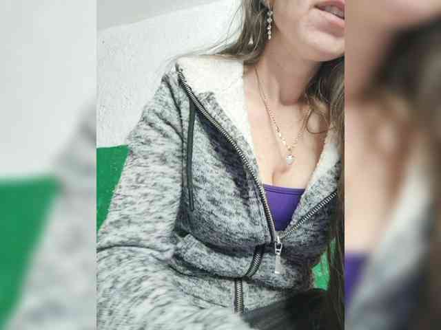 KOTENOCHEK_SEXY_KISA webcam