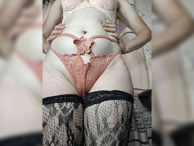 pevicha Live Webcam on BongaCams