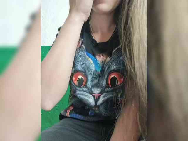 KOTENOCHEK_SEXY_KISA webcam