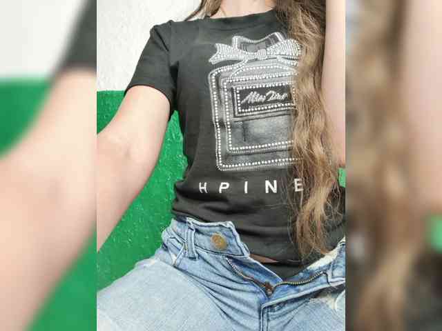 KOTENOCHEK_SEXY_KISA webcam