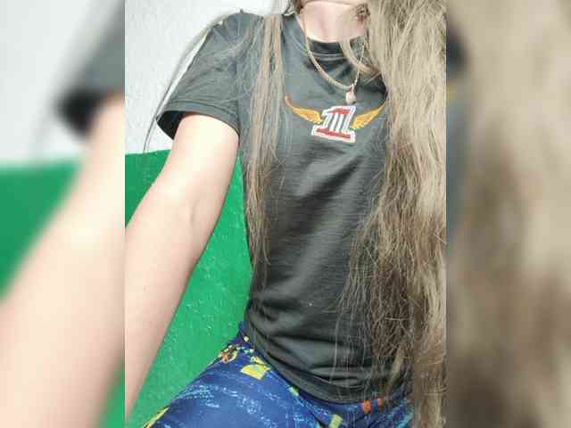 KOTENOCHEK_SEXY_KISA webcam