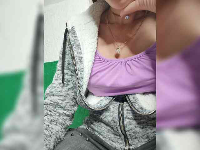 KOTENOCHEK_SEXY_KISA webcam