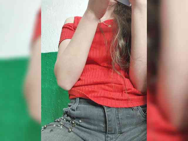 KOTENOCHEK_SEXY_KISA webcam
