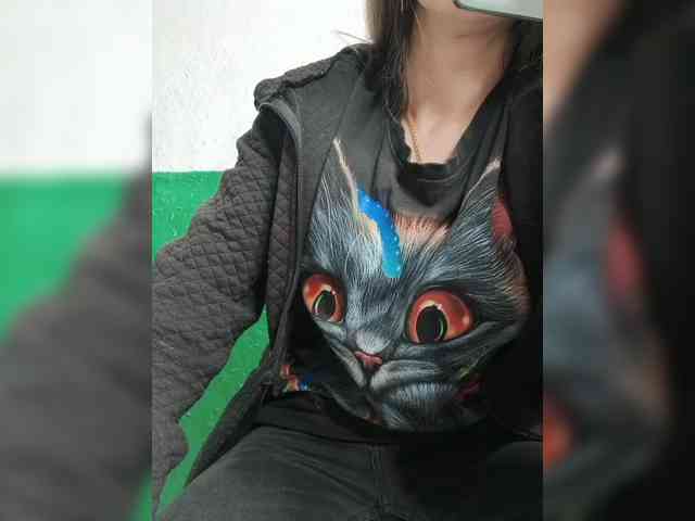KOTENOCHEK_SEXY_KISA webcam