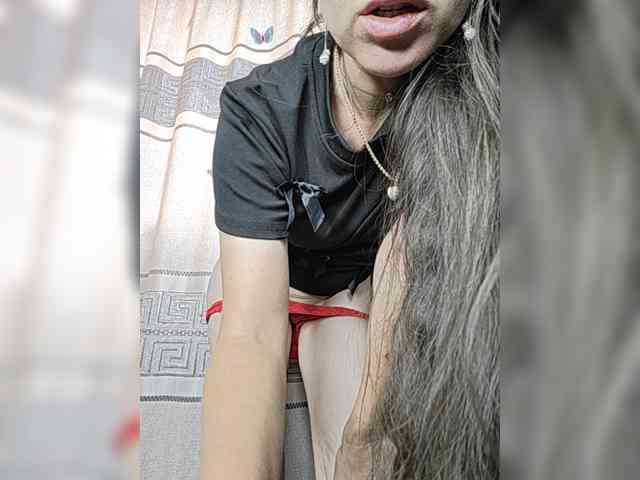 Kotenochek_sexy_kisa's cam show statistics and live stream