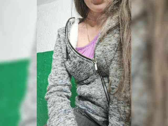 KOTENOCHEK_SEXY_KISA webcam