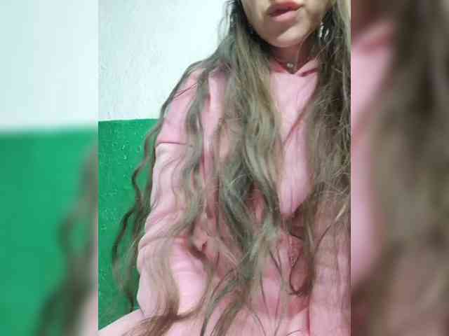 KOTENOCHEK_SEXY_KISA webcam