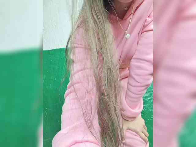 KOTENOCHEK_SEXY_KISA webcam