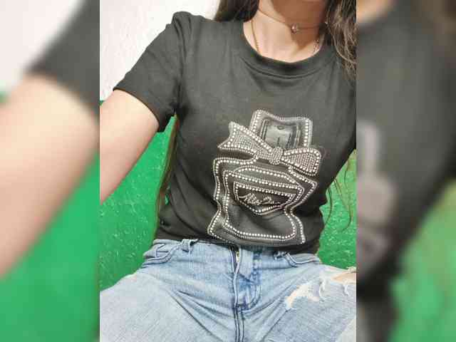 KOTENOCHEK_SEXY_KISA webcam