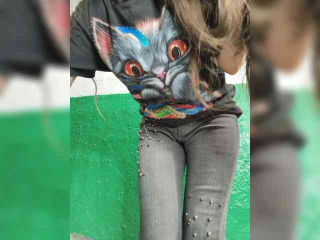 KOTENOCHEK_SEXY_KISA webcam