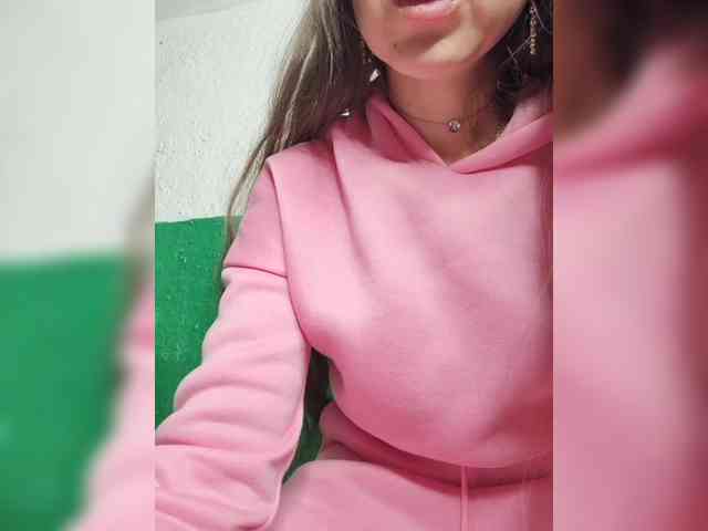 KOTENOCHEK_SEXY_KISA webcam