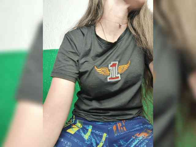 KOTENOCHEK_SEXY_KISA webcam
