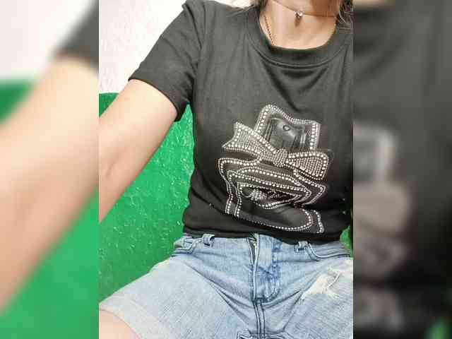 KOTENOCHEK_SEXY_KISA webcam