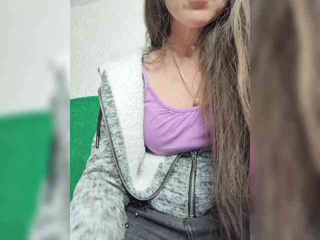 KOTENOCHEK_SEXY_KISA webcam