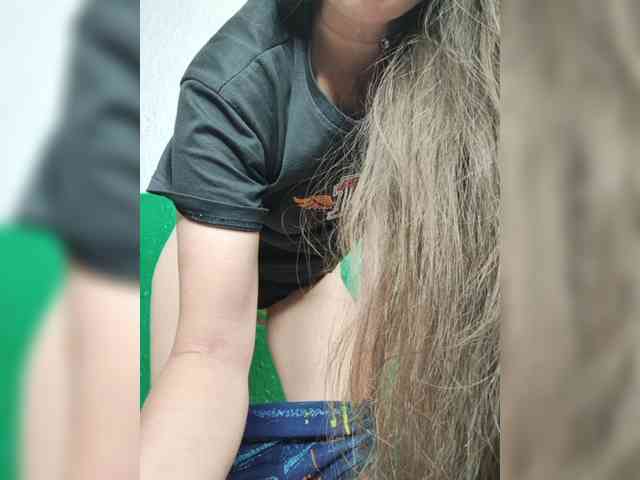 Model: KOTENOCHEK_SEXY_KISA