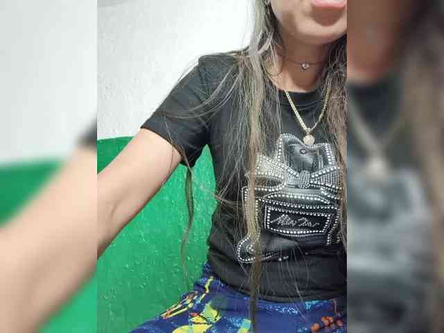 KOTENOCHEK_SEXY_KISA webcam