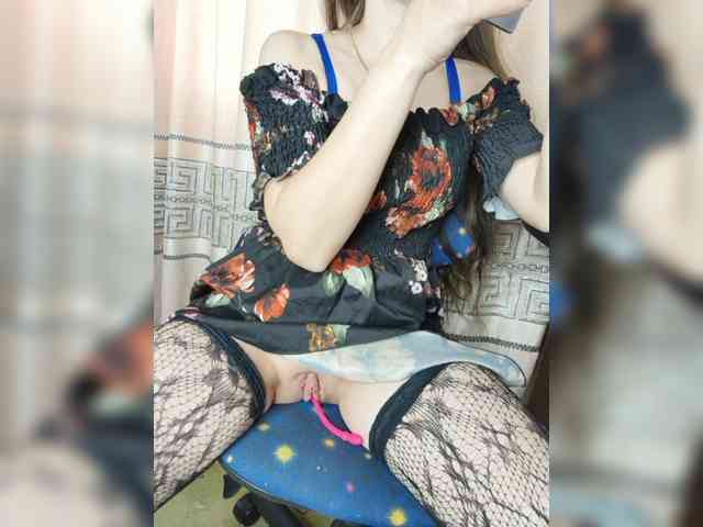 KOTENOCHEK_SEXY_KISA webcam