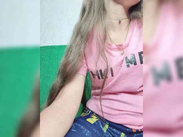 KOTENOCHEK_SEXY_KISA webcam