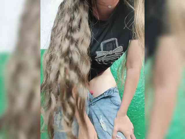 KOTENOCHEK_SEXY_KISA webcam