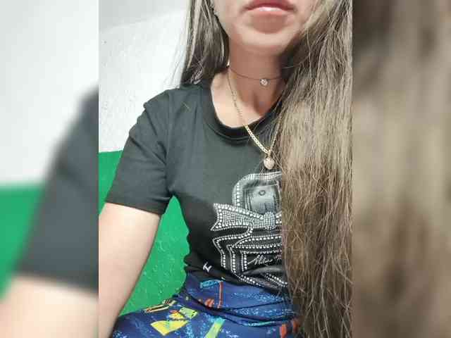 KOTENOCHEK_SEXY_KISA webcam