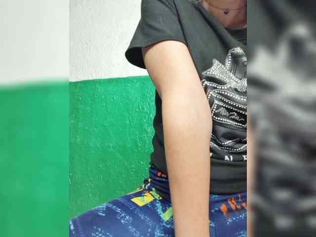 KOTENOCHEK_SEXY_KISA webcam