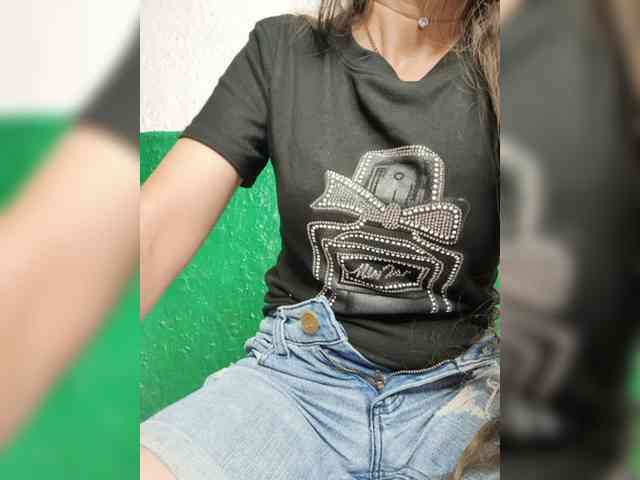 KOTENOCHEK_SEXY_KISA webcam