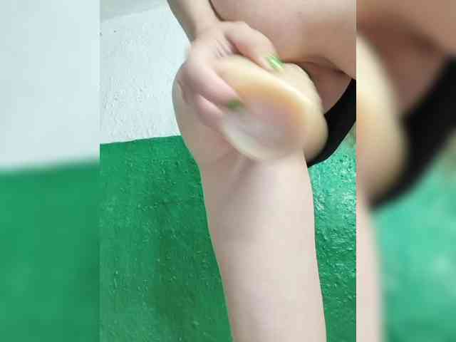 KOTENOCHEK_SEXY_KISA webcam