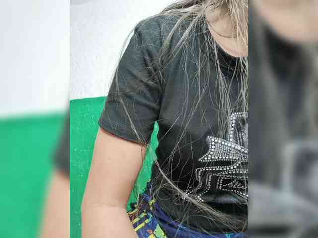 KOTENOCHEK_SEXY_KISA webcam