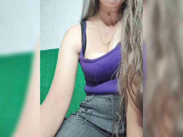 KOTENOCHEK_SEXY_KISA webcam
