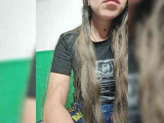 KOTENOCHEK_SEXY_KISA webcam