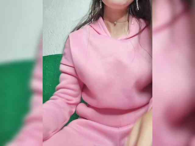 KOTENOCHEK_SEXY_KISA webcam