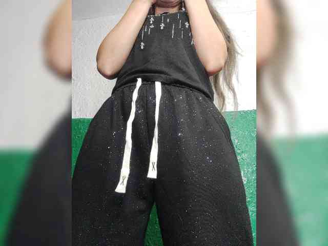 KOTENOCHEK_SEXY_KISA webcam