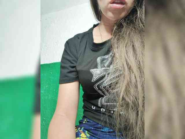 KOTENOCHEK_SEXY_KISA webcam