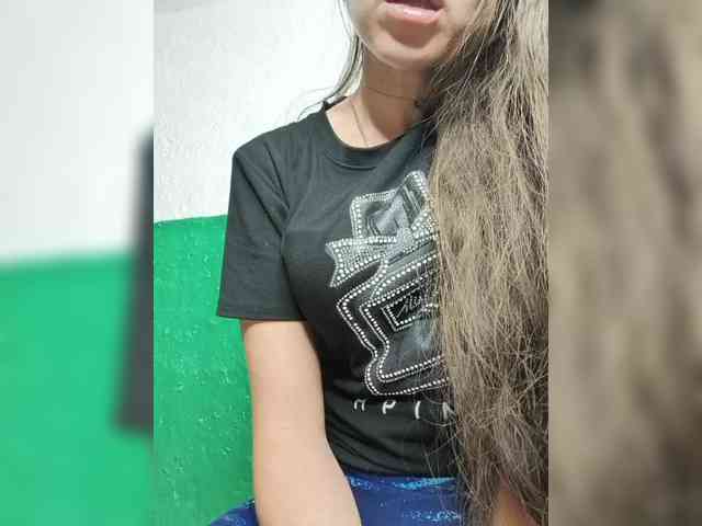 KOTENOCHEK_SEXY_KISA webcam