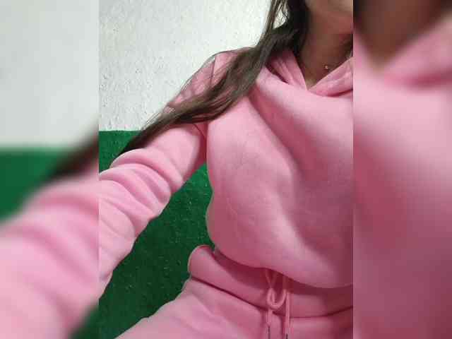 KOTENOCHEK_SEXY_KISA webcam